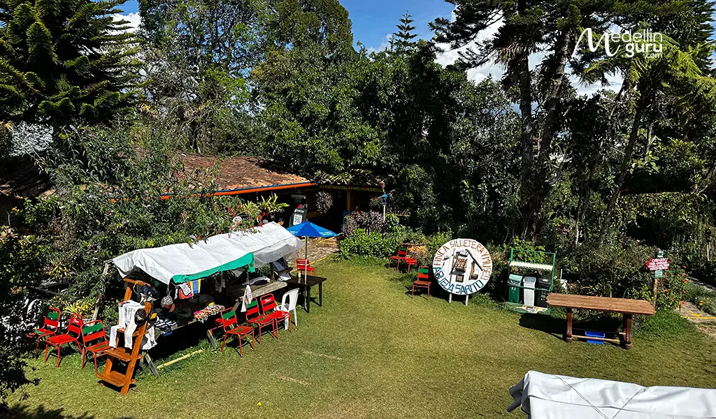 Abuela Sarito Silletera Farms is located in Mazo Village in Santa Elena