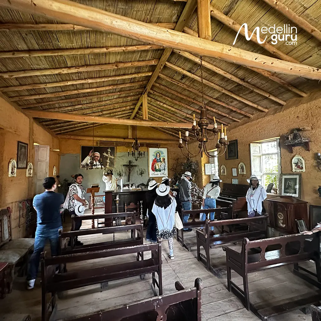 Faith is also a very identity-defining and essential element within the silletera and peasant culture